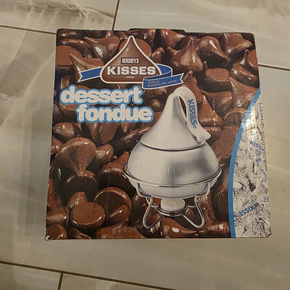 Hershey's Kisses Dessert Fondue Set‎ Doubles as a Candy Dish